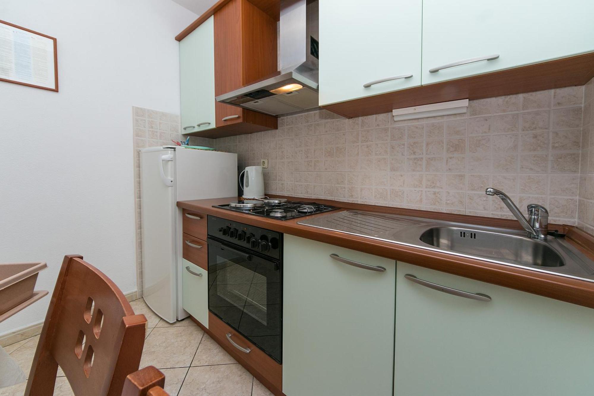 Apartments And Rooms By The Sea Brela, Makarska - 2752 客房 照片