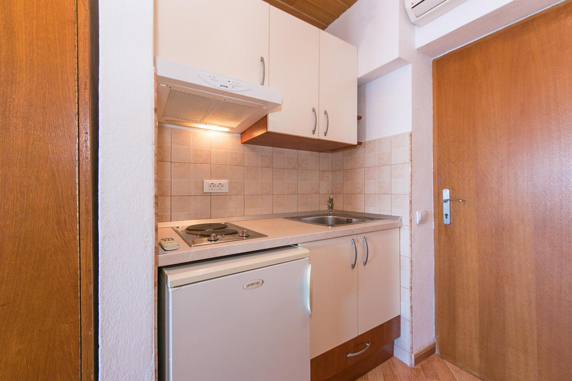 Apartments And Rooms By The Sea Brela, Makarska - 2752 客房 照片