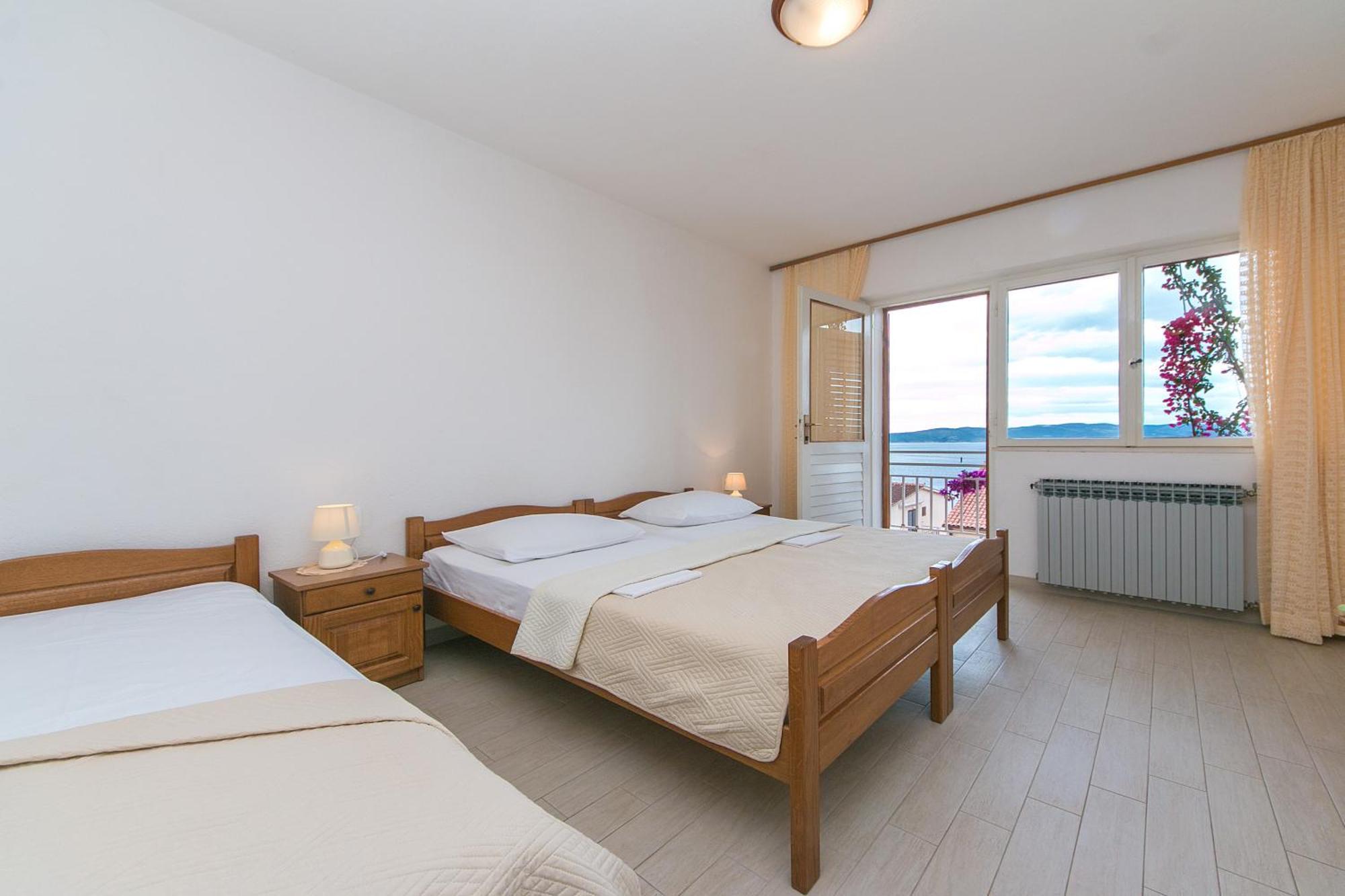 Apartments And Rooms By The Sea Brela, Makarska - 2752 外观 照片