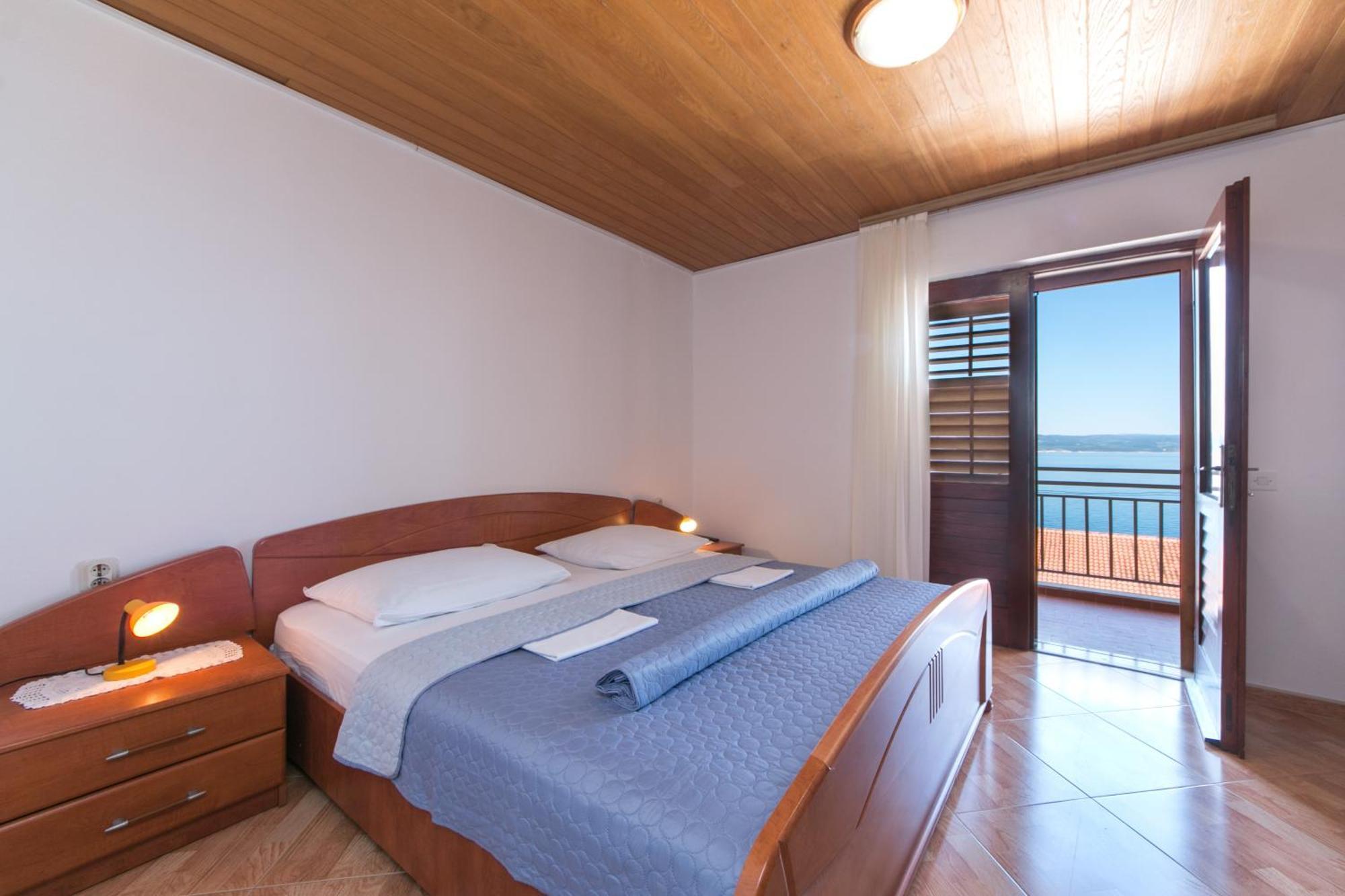 Apartments And Rooms By The Sea Brela, Makarska - 2752 外观 照片