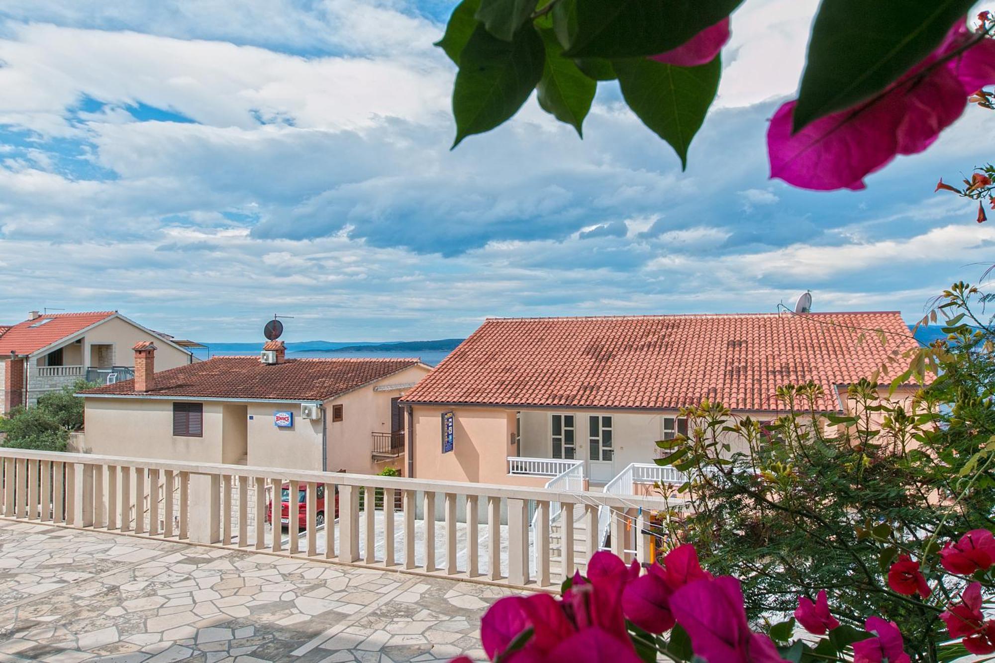 Apartments And Rooms By The Sea Brela, Makarska - 2752 外观 照片