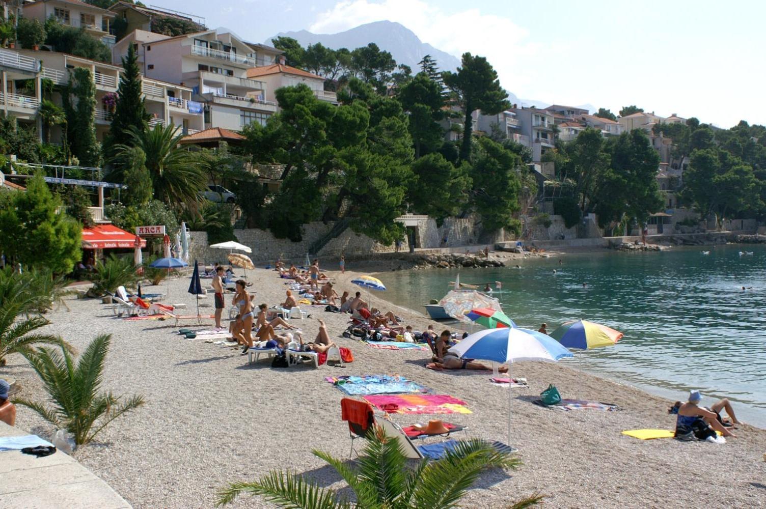 Apartments And Rooms By The Sea Brela, Makarska - 2752 外观 照片