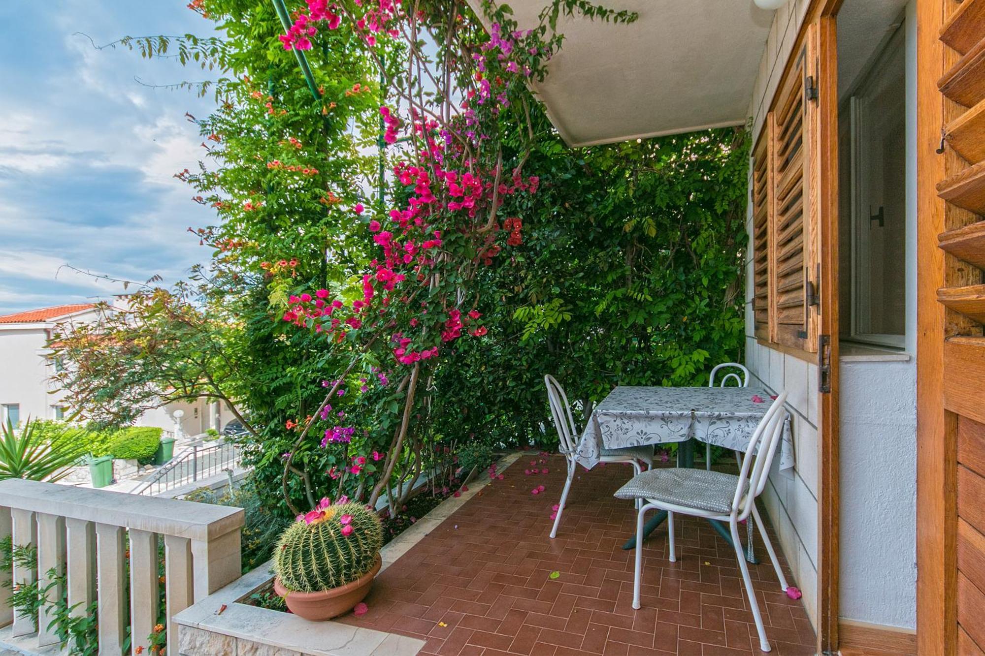 Apartments And Rooms By The Sea Brela, Makarska - 2752 外观 照片